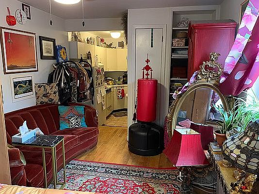 2nd image of 321 W 105th St #5CC