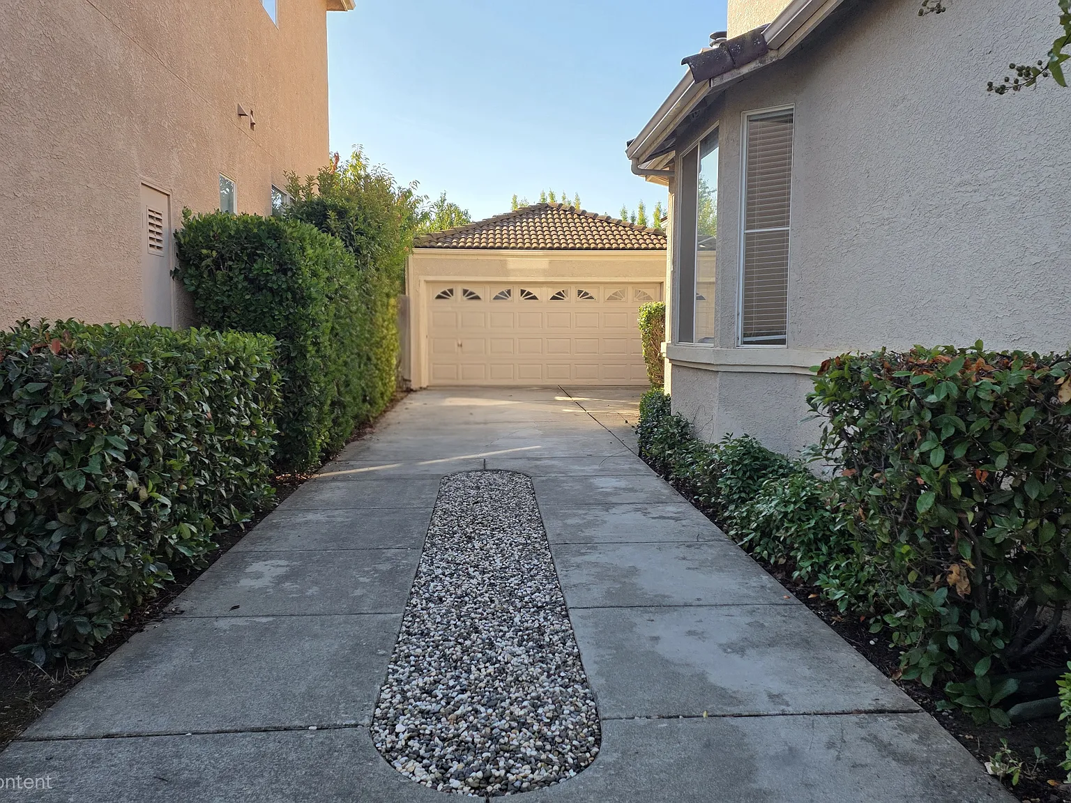 4 bed, 2.5 bath, 1641 sqft, $3,000 — Photo 4