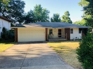 2607 W Blackburn Dr, Springfield, MO 65807