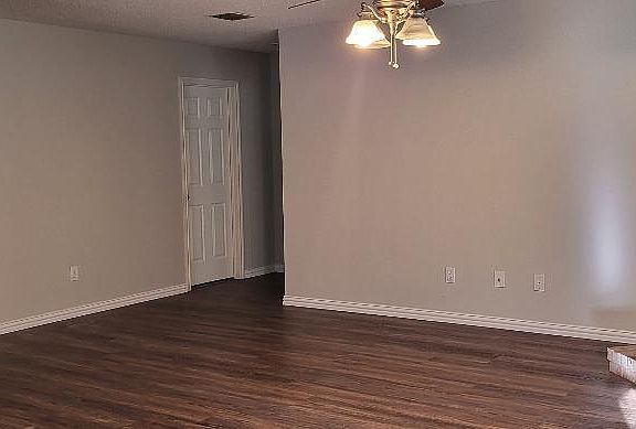 2nd Living room