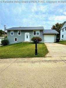 102 Dodd St, Poca, WV, 25159