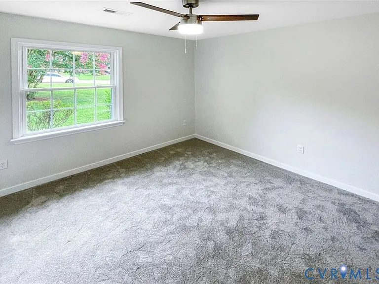 7905 Tamarind Dr — Photo 10