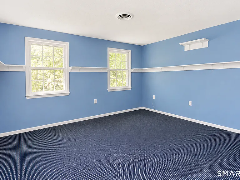 50 Fox Den Rd — Photo 31