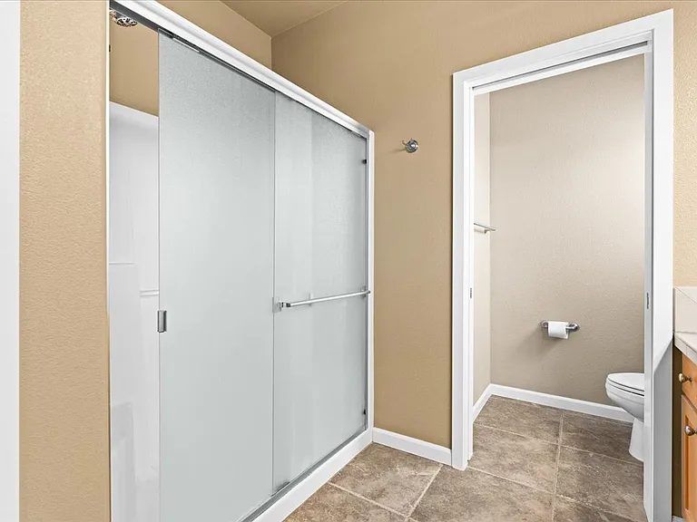 15525 SW Ivory St — Photo 37
