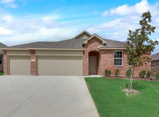 439 Ridge Dr, Justin, TX 76247
