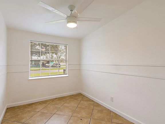 4th image of 4719 S 88th St #2