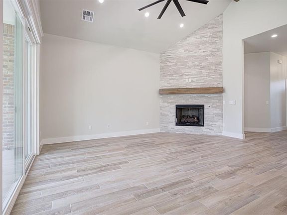 4th image of 3010 Florence Ter