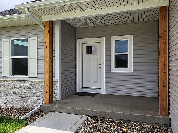 2nd image of 1804 Camblin Dr