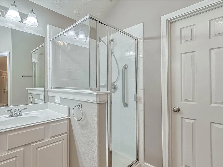 15943 Pleasant Green Cir — Photo 29
