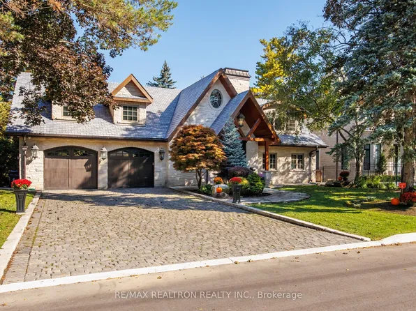 80 Forest Grove Dr, Toronto, ON M2K 1Z7