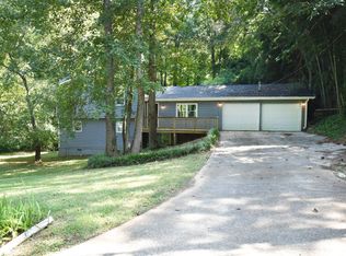 2984 Sawgrass Trl, Lilburn, GA 30047
