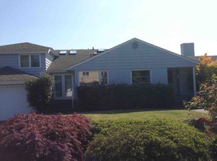 7502 Ridge Dr NE, Seattle, WA 98115