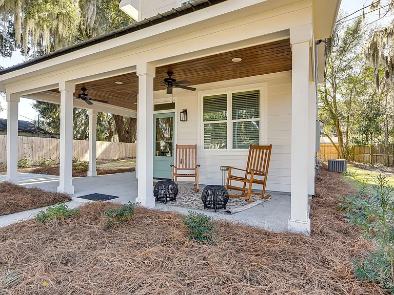 3105 Harris St — Photo 3