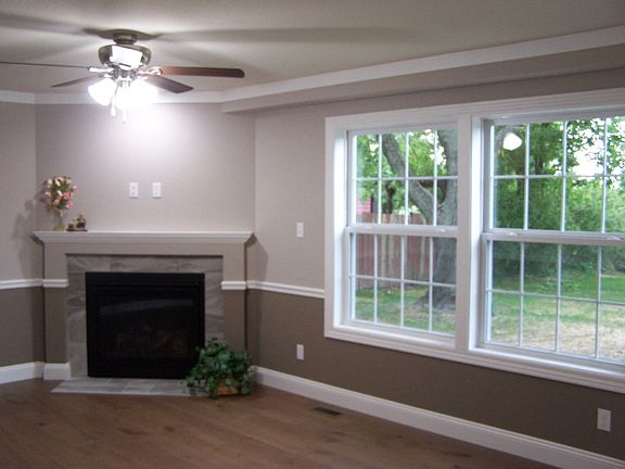 2nd image of 205 Lakeview Dr