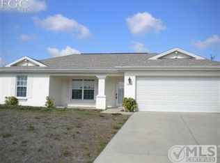 1218 NE 13th Pl, Cape Coral, FL 33909