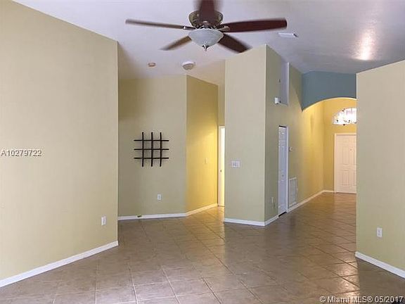 5th image of 1262 NW 167th Ave