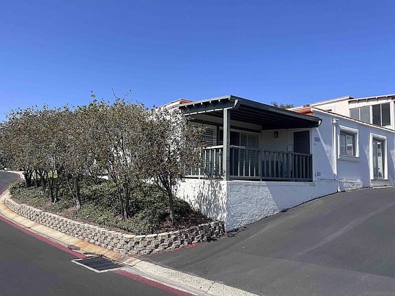 2nd image of 3621 Vista Campana S Unit 86