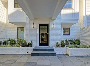 85 Legend Ln, Houston, TX 77024