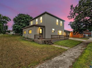 217 N Wind St, Flandreau, SD 57028