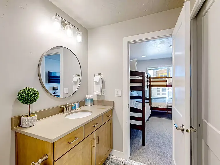 Bunk Room Bath