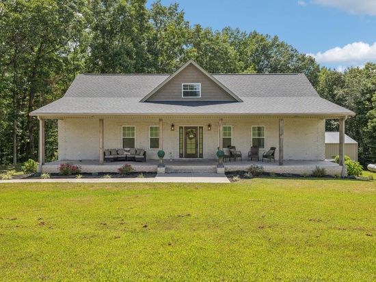 977 Elzie Williams Rd, Red Boiling Springs, TN 37150