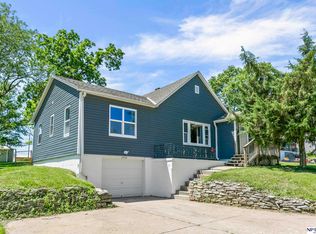 2705 Margo St, Bellevue, NE 68147