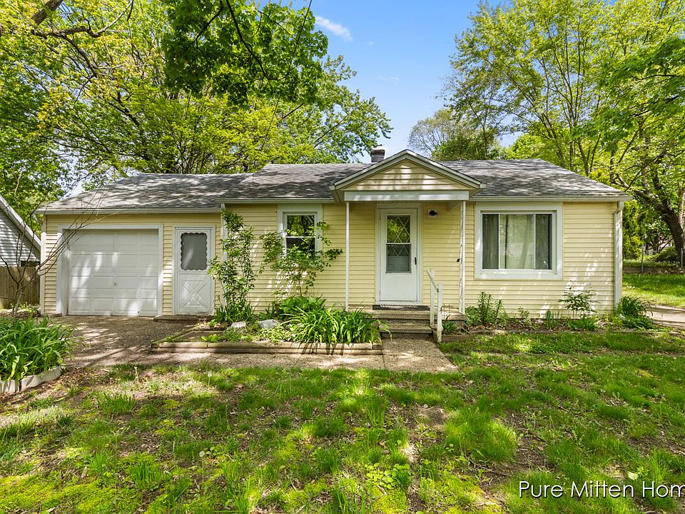 1st image of 1337 Arcadia Dr NE