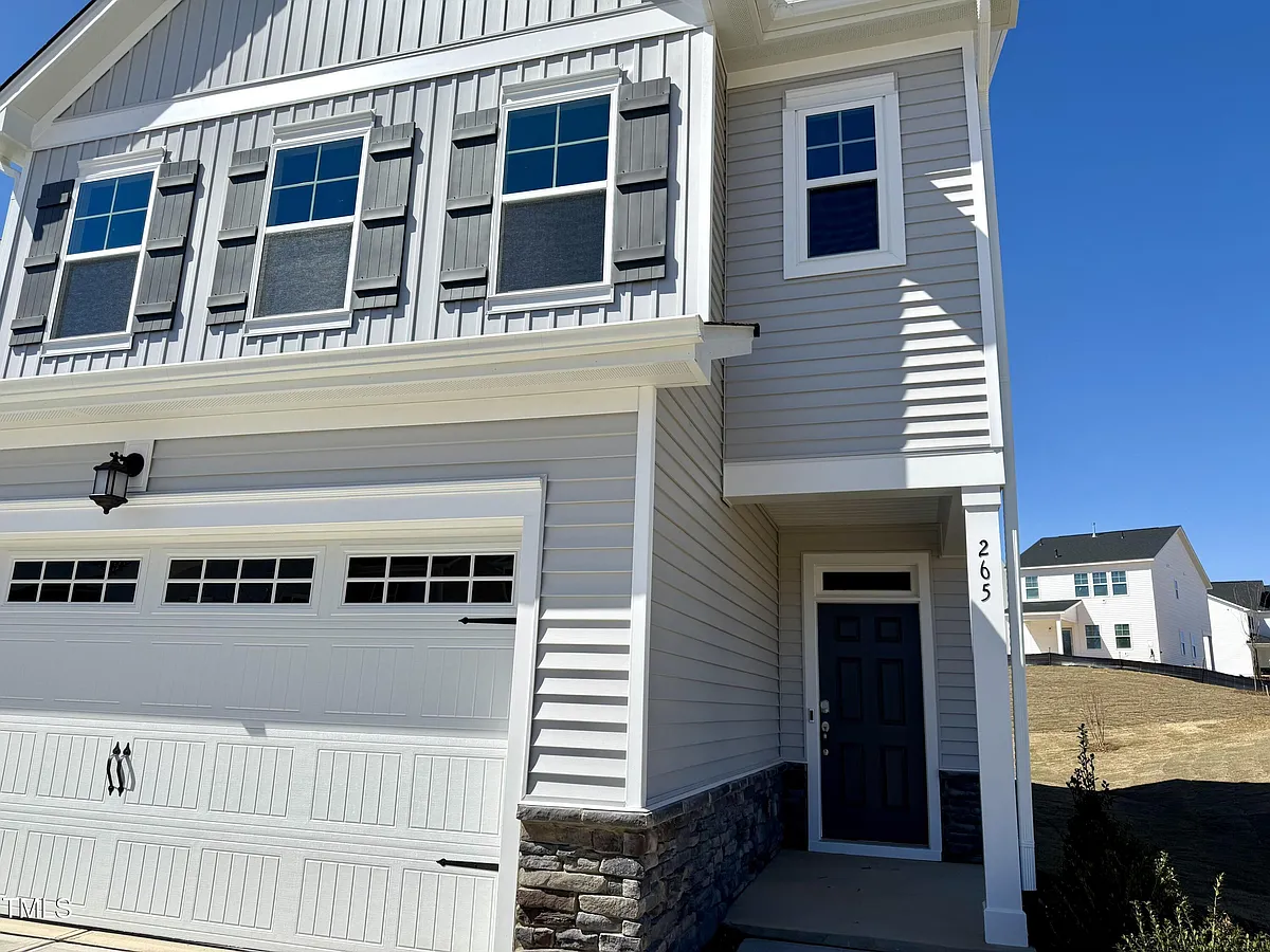 Building Photo - 265 Eden View Bnd