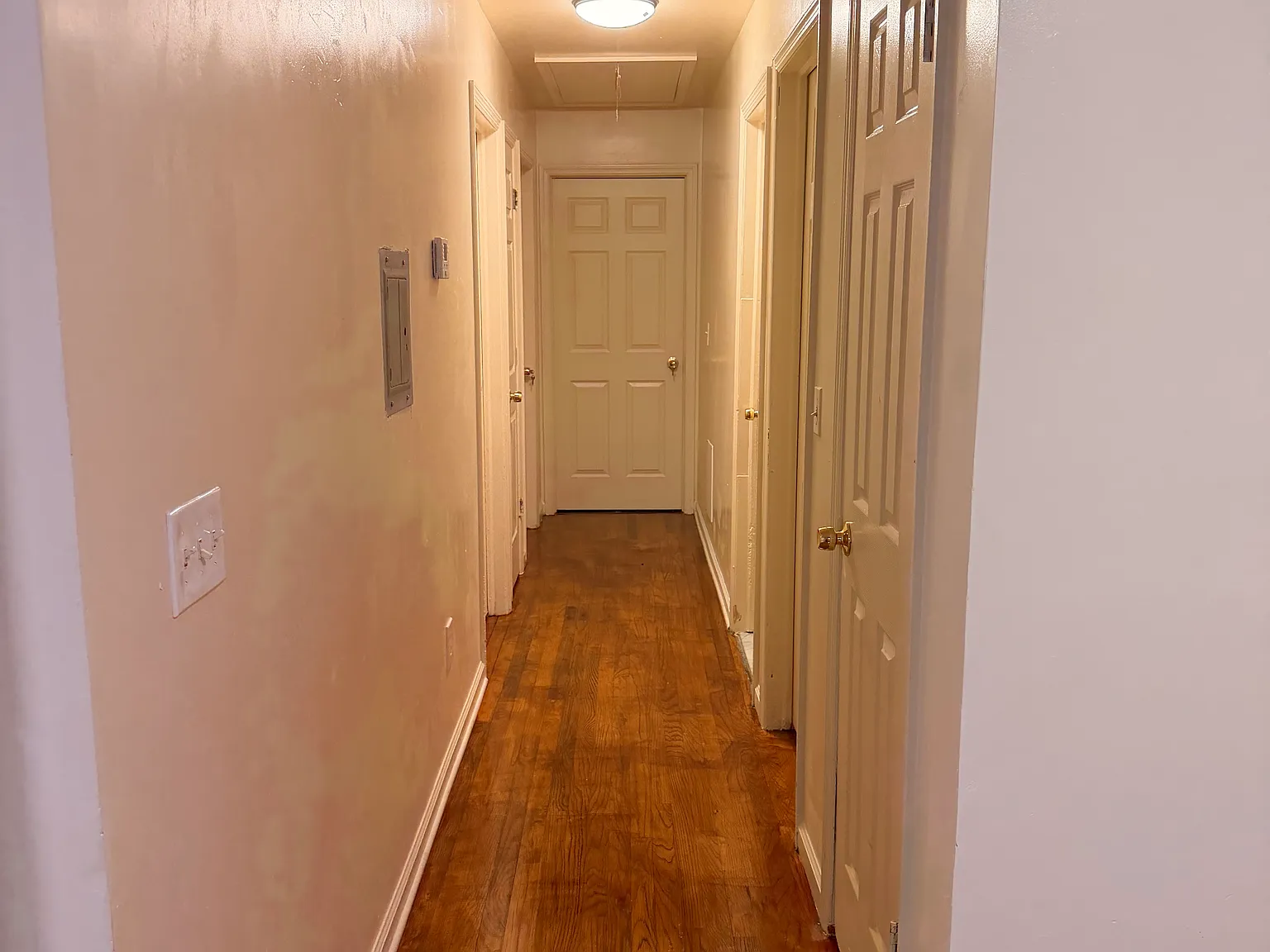 3 bed, $2,400 — Photo 4