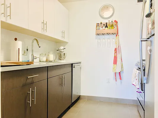 Rented by Matthew Gros-Werter, LREB  | media 31