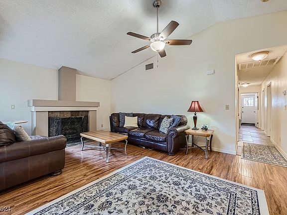4th image of 8344 Aspenbrook Ave