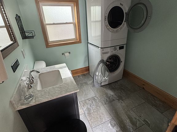 5th image of 20 North Ave #1