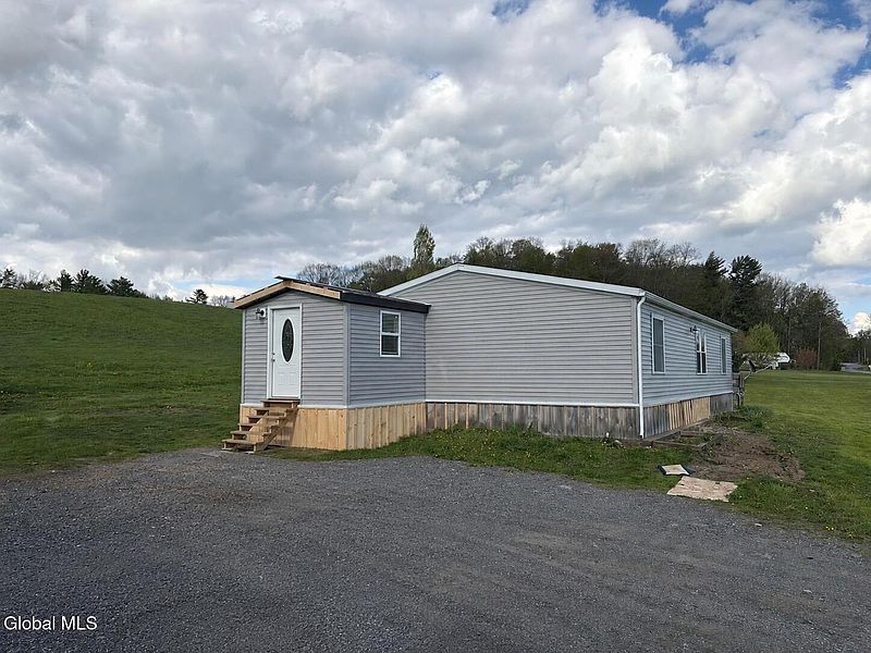 2nd image of 770 Oswegatchie Road