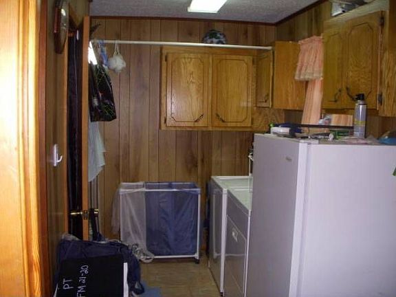 4th image of 1401 Meadowbrook Dr