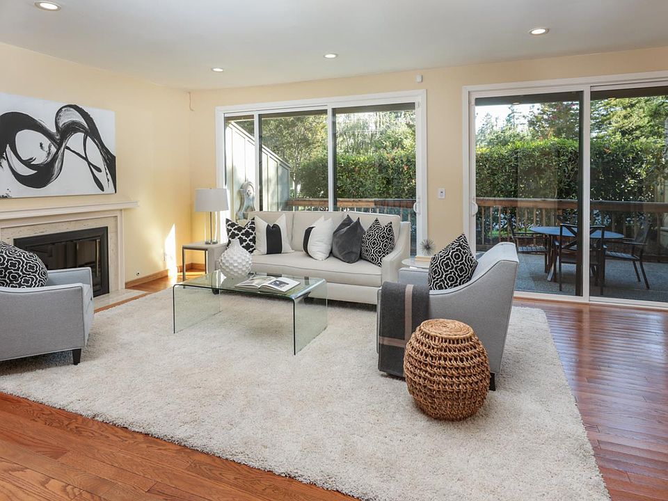 1st image of 710 Sand Hill Cir