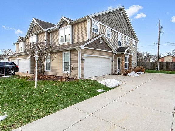 2nd image of 915 Keenan Ct