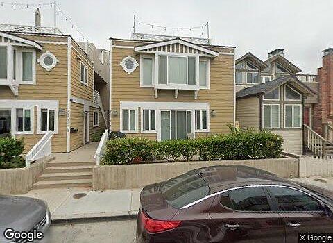 2nd image of 208 41st St Unit 1/2