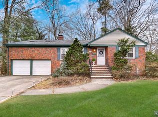 433 Piermont Rd, Cresskill, NJ 07626