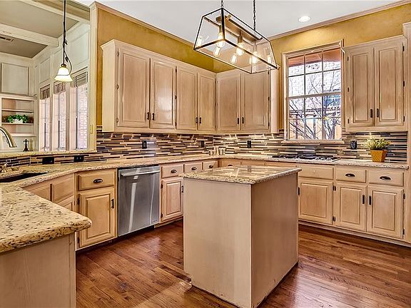 3rd image of 5112 Sunningdale Ct
