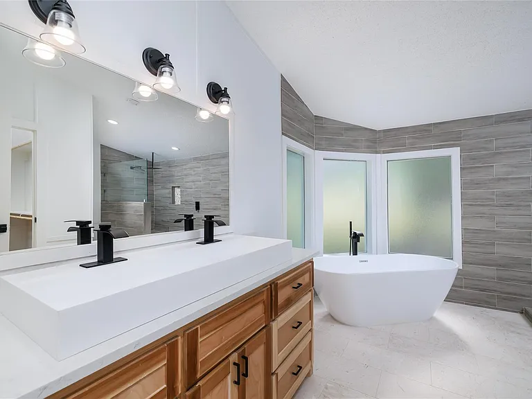 1579 Tara Dr — Photo 13