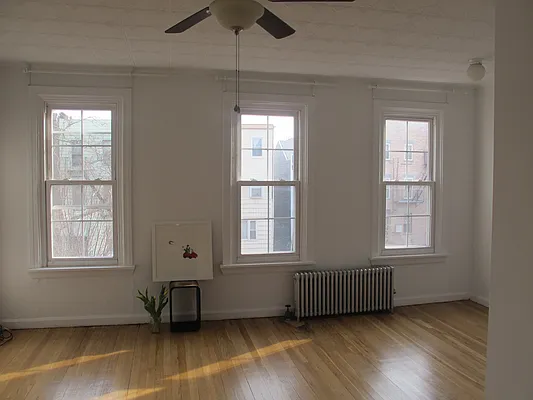 Rented by Dwell Residential Inc | media 30