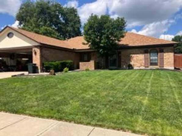 2117 Robinhood Dr, Miamisburg, OH 45342