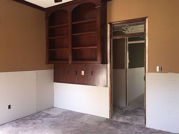 2nd image of 4606 Breezy Point Dr