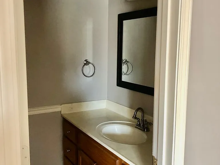 92 Lelia Ln — Photo 8