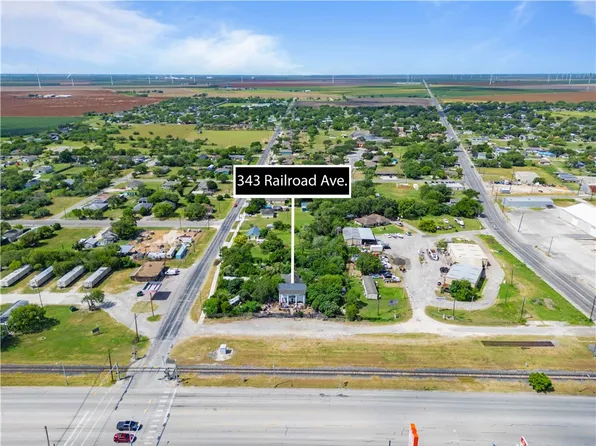 343 Railroad Ave, Taft, TX 78390