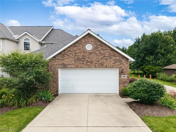 1467 Winged Foot Dr, Brunswick, OH 44212
