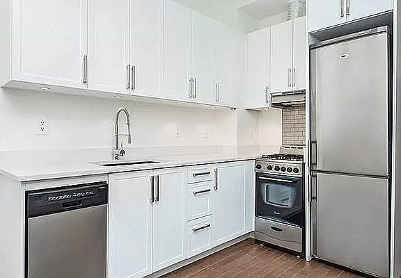 2nd image of 44 E End Ave APT 2A