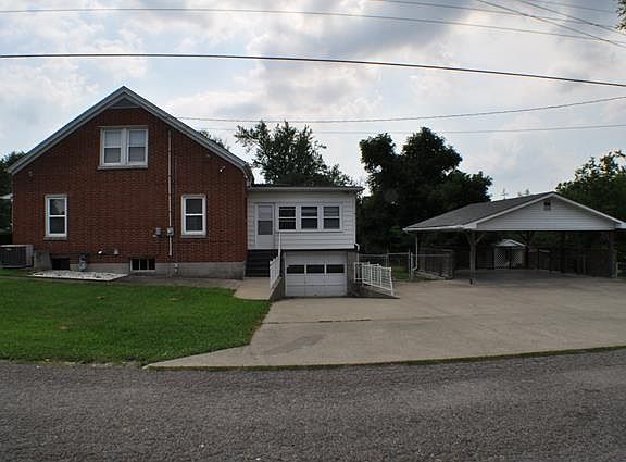5th image of 215 W Vine St