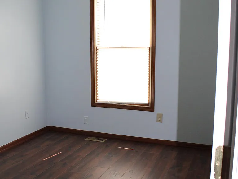 6034 Sawmill Woods Dr — Photo 10