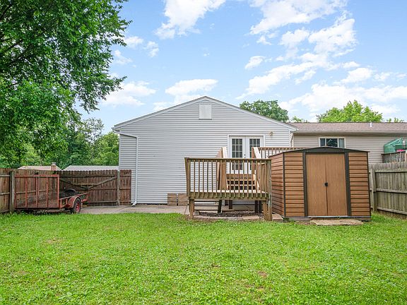 3rd image of 4262 Ashgrove Ct